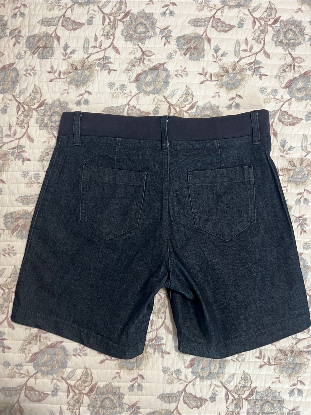 Lee Riders Mid Rise Jean Shorts - Picture 4 of 7